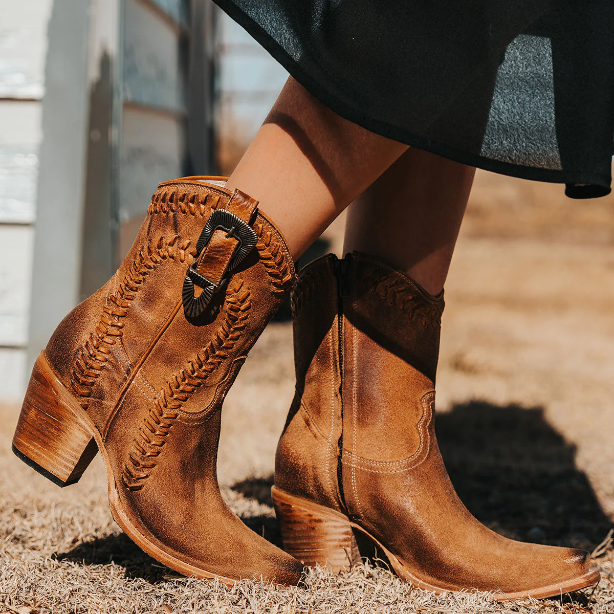 Freya - Cognac Suede