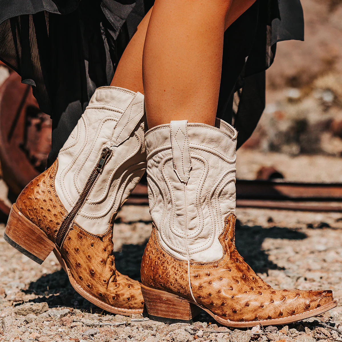 Warrick - Tan Ostrich Multi